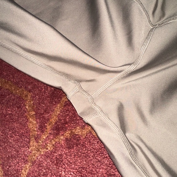 ✨ High Waist Airlift Legging - Picture 9 of 10